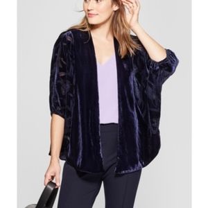 floral velvet kimono. NWT